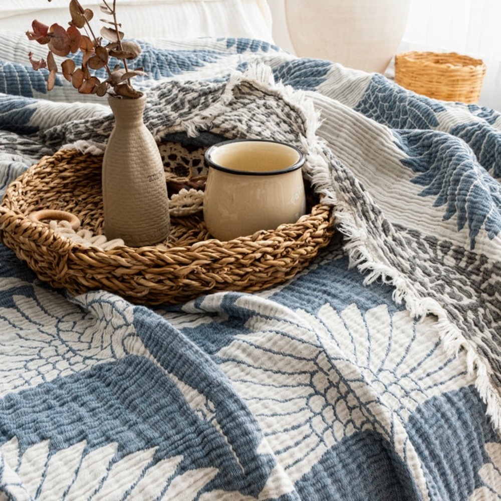 Luxury Bedspread King Organic Muslin Quilted Crinkle 2 Side FLiPSiDE Teal Crane - Picture 6 of 15